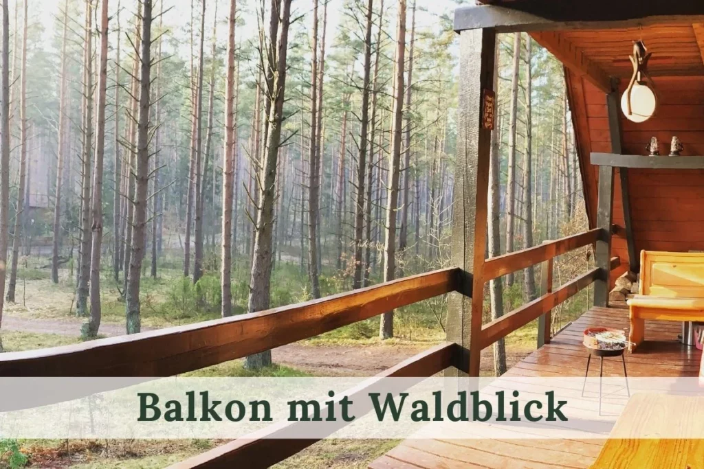 Balkon mit Waldblick